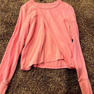 Womens shorter long sleve